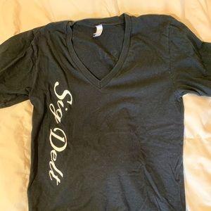 Sigma Delta Tau shirt